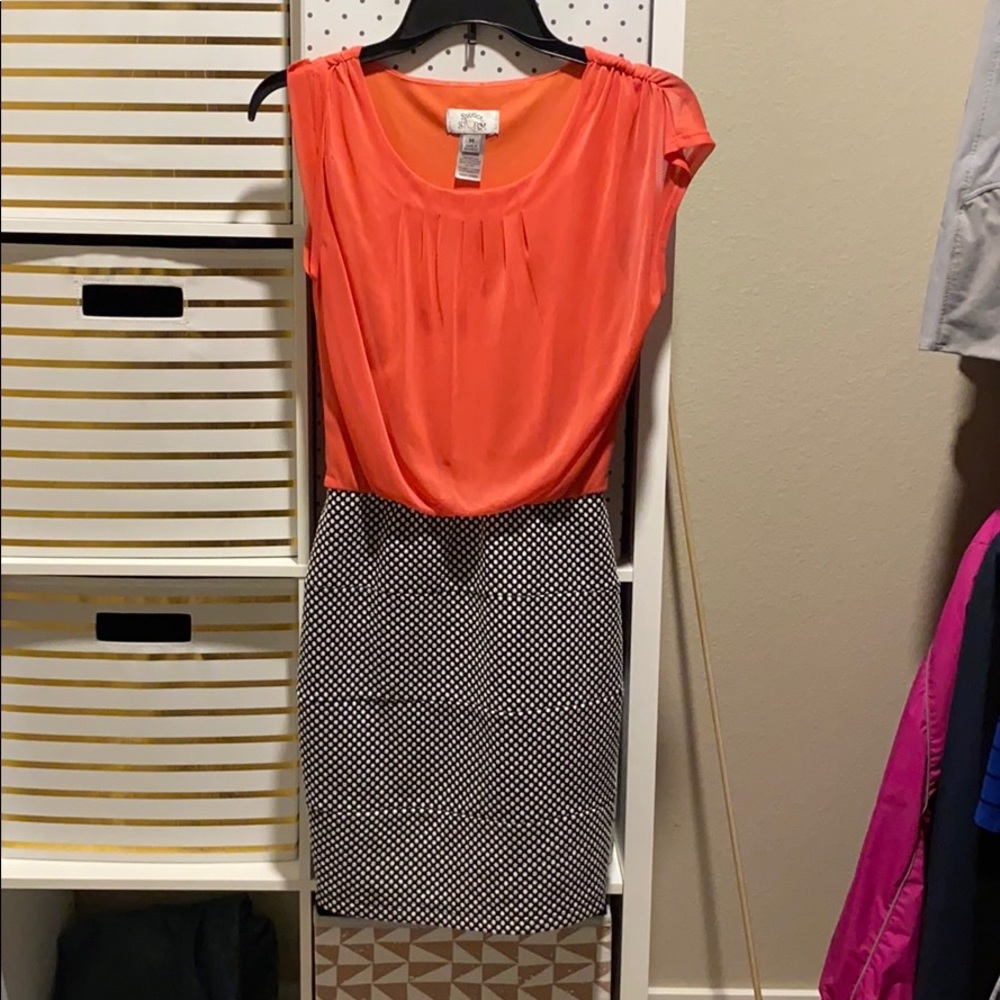 Women’s dress